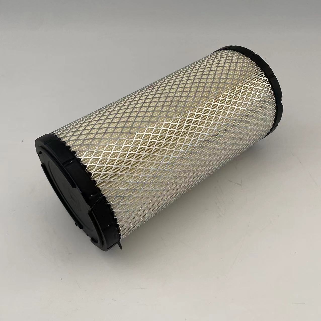 Air filter AF25337/17741-23600-71/MD7574/P82-7655 for IVECO
