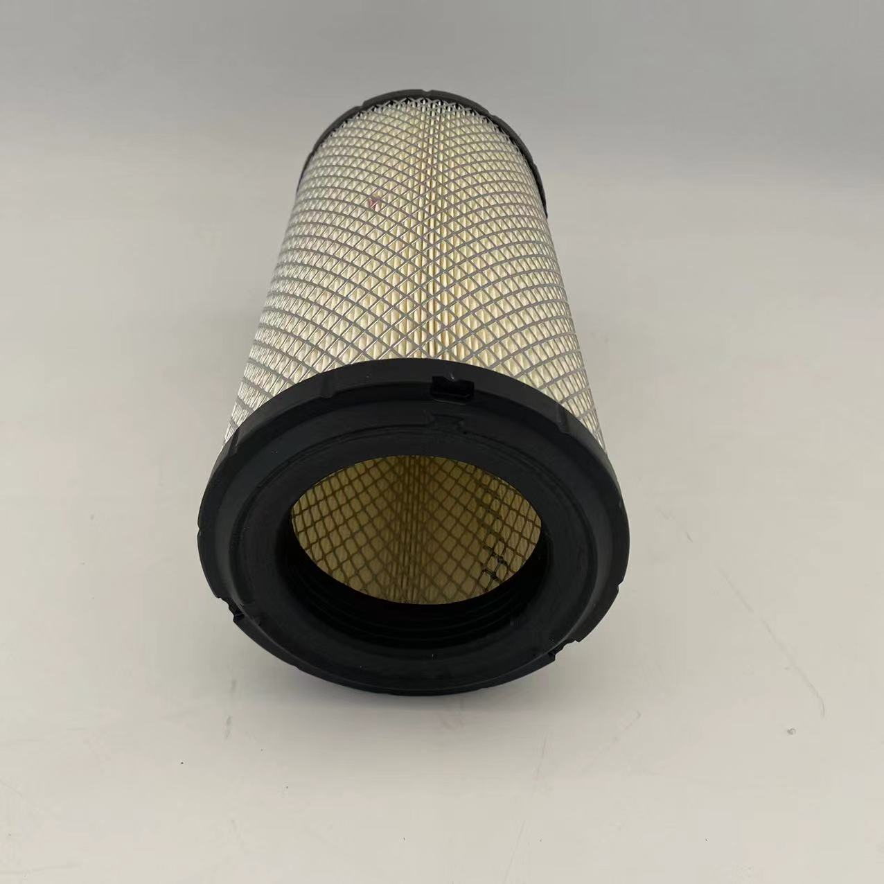 Air filter AF25337/17741-23600-71/MD7574/P82-7655 for IVECO