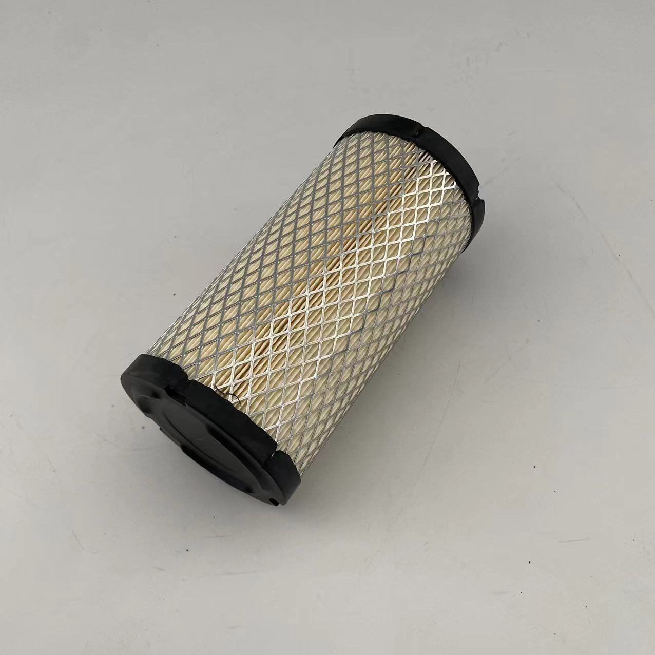 Air filter AF25538/4052678/12MJ21140/73185194 for AIXAM/New holland