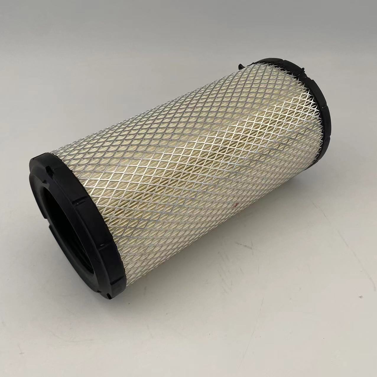 Air filter AF25337/17741-23600-71/MD7574/P82-7655 for IVECO